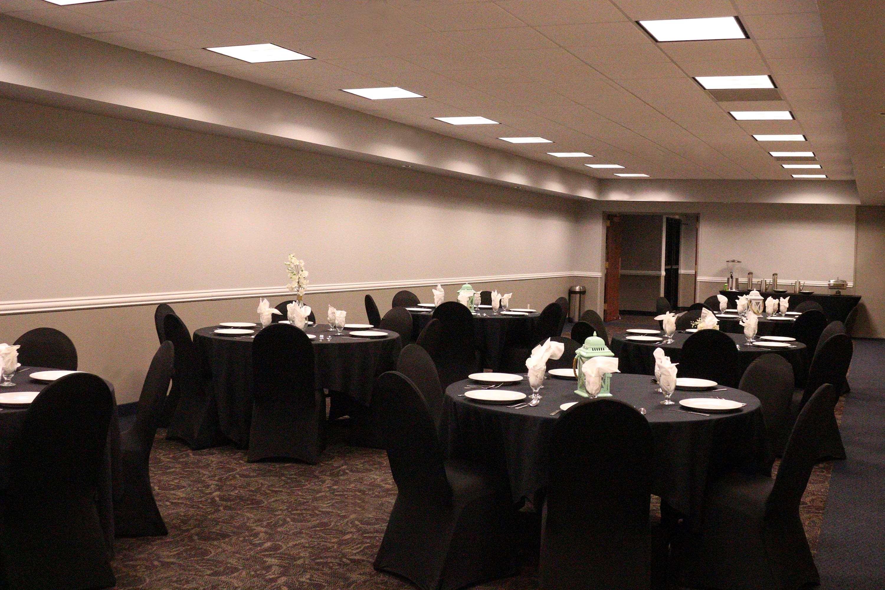 Americinn By Wyndham Mankato Event Center Near Msu Экстерьер фото